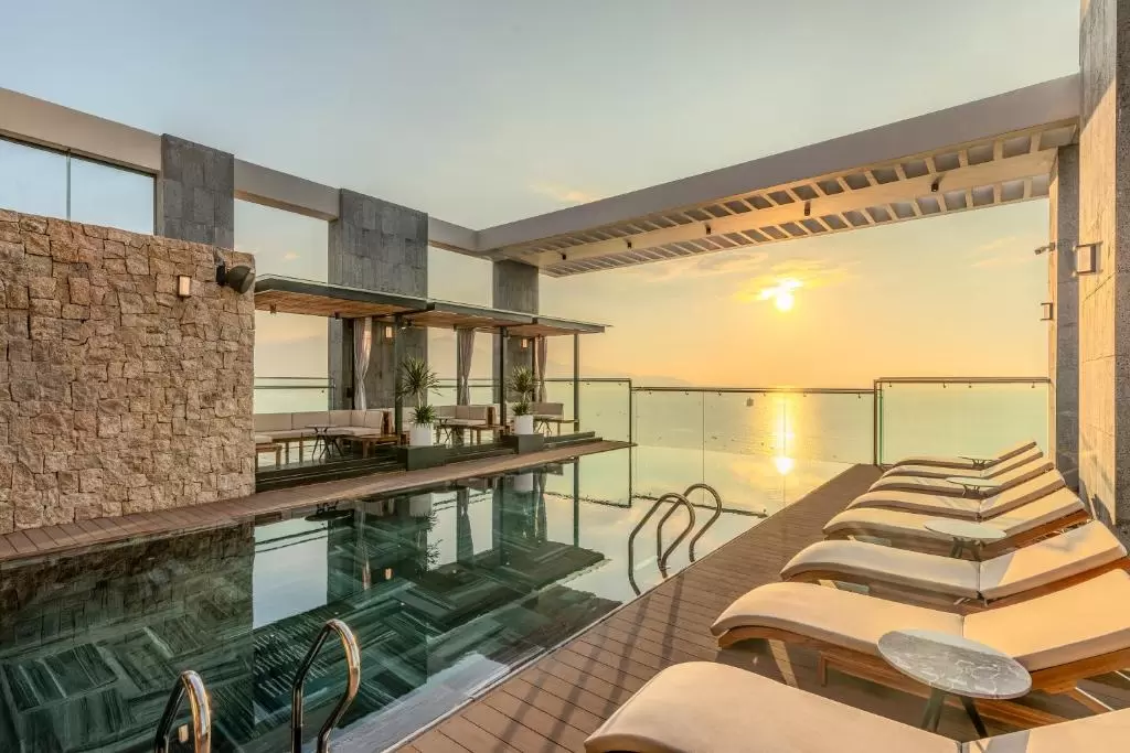 Phuc Long Luxury Hotel Danang